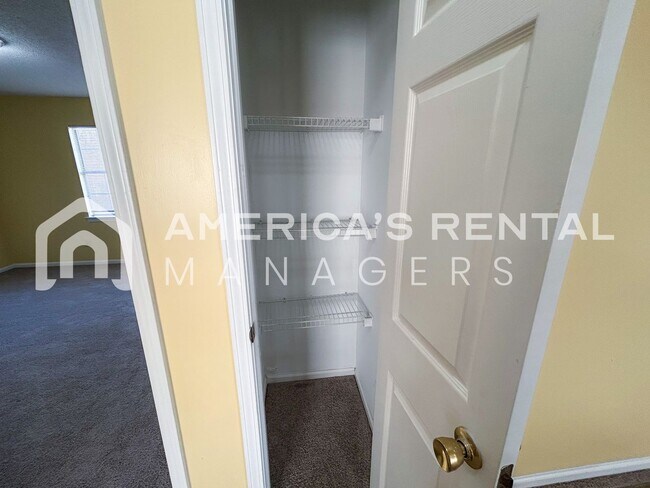 Building Photo - Home for Rent in Birmingham!