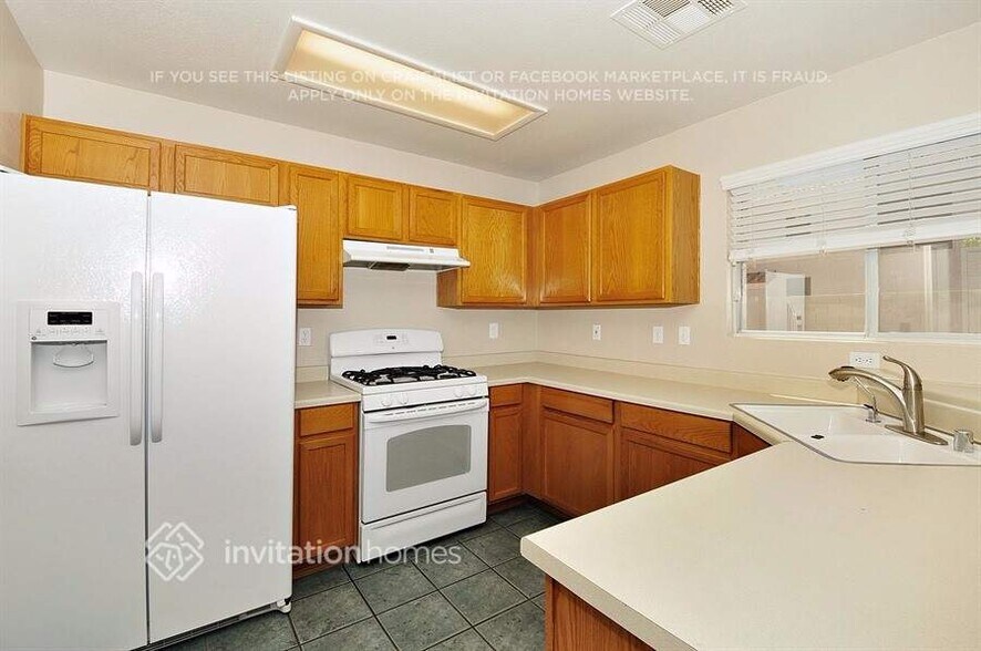 Building Photo - 7321 Misty Glow Ct