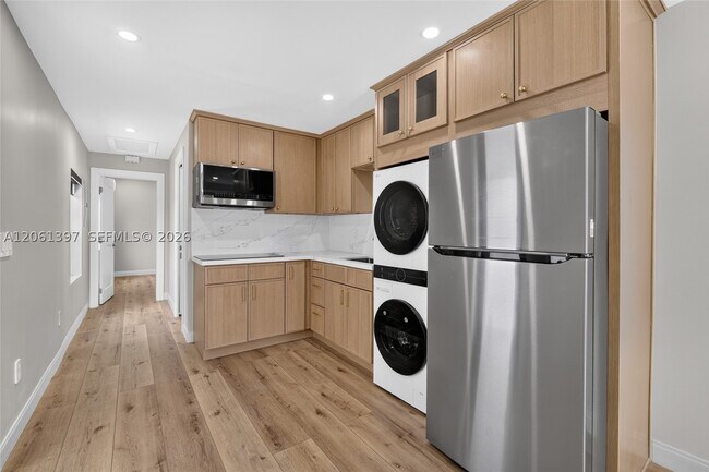 Building Photo - 1011 NW 30th Pl