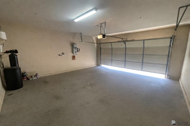 Building Photo - 6132 E Overlook Ln