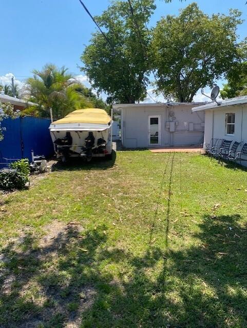 Building Photo - 224 NE 18th Ave