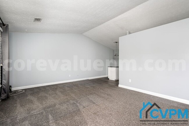 Building Photo - 1506 Whitmarsh Cir