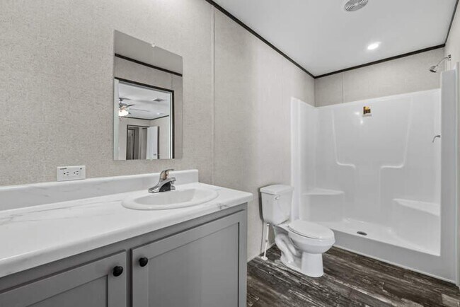 Building Photo - 6550 Hidden Oaks Dr