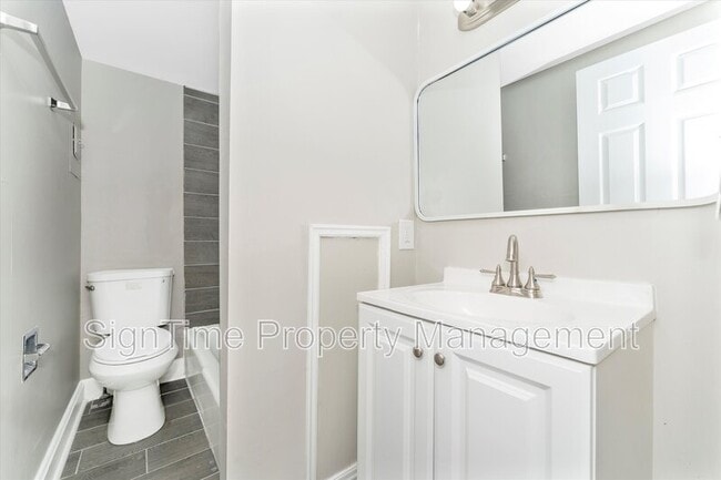 Building Photo - 267 S Prospect St