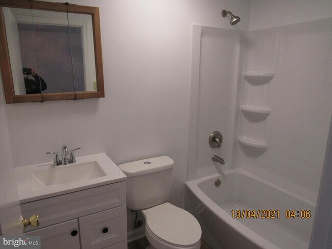 Building Photo - 9611 Heathcliff Dr