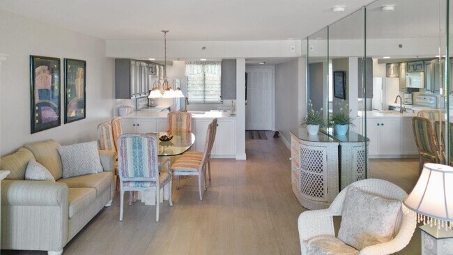 Building Photo - 401 S Seas Dr
