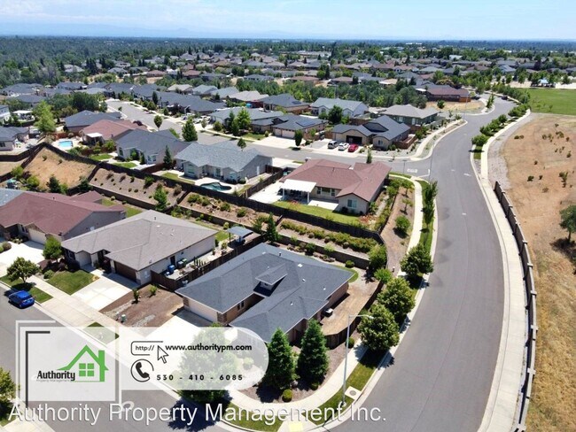 Building Photo - 3 br, 2 bath House - 301 Stinson Loop