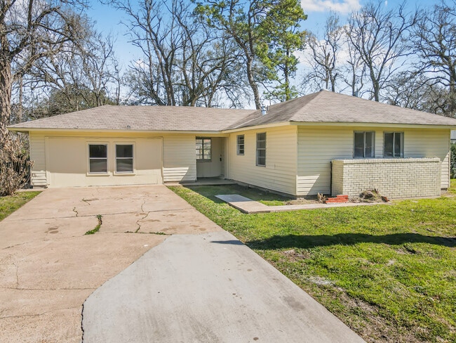 Building Photo - 7418 Wiley Rd