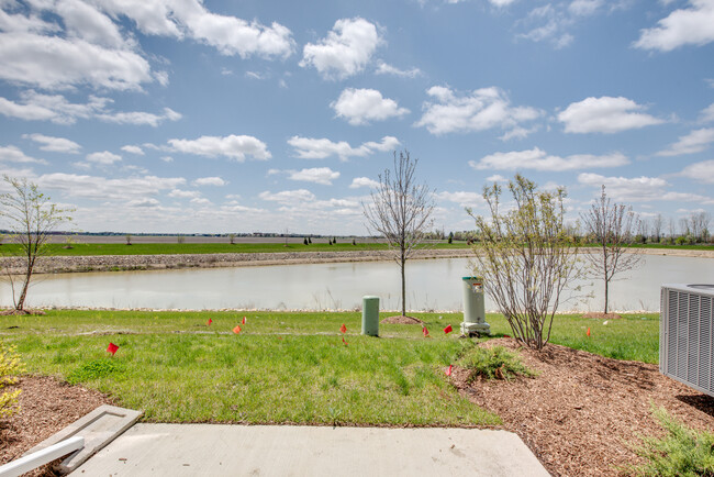 Building Photo - 2287 Ryegrass Ln