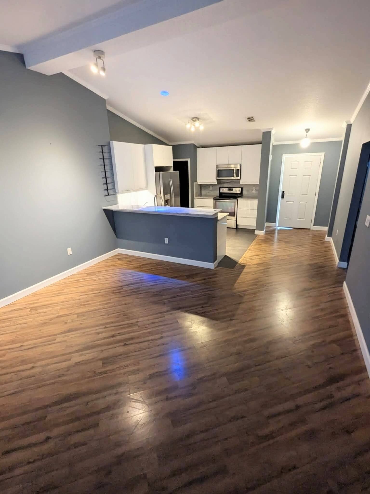 Building Photo - 5339 Peach Blossom Blvd