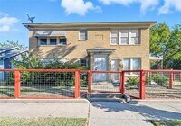 Building Photo - 800 W Lowden St