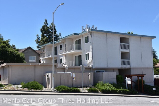Building Photo - 3618 Alameda de las Pulgas