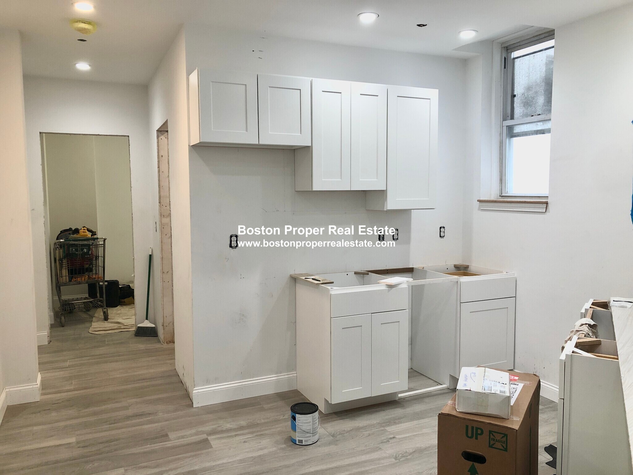 Building Photo - 64 Charlesgate E