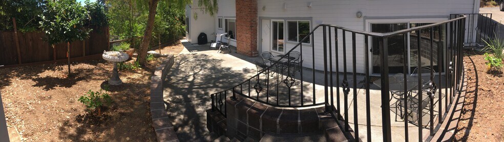 Building Photo - 4 Miramar Ave