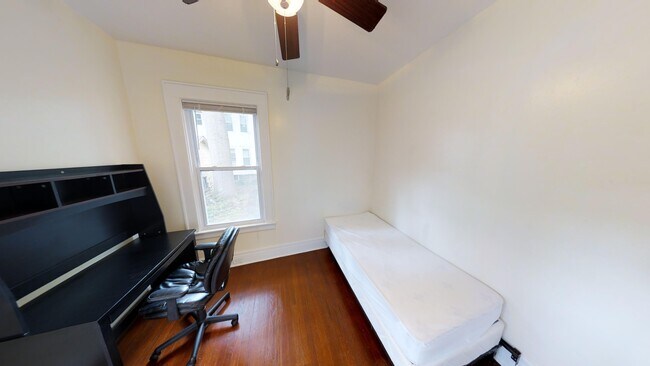 Building Photo - 618 Westcott St