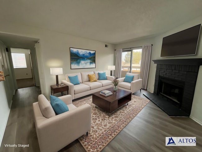 Building Photo - 2 bed 1 bath on 2nd floor in unit washer/d...