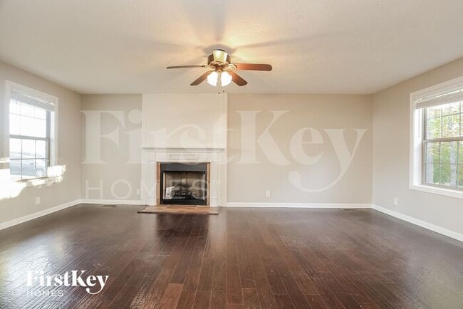 Building Photo - 1412 Freedom Dr