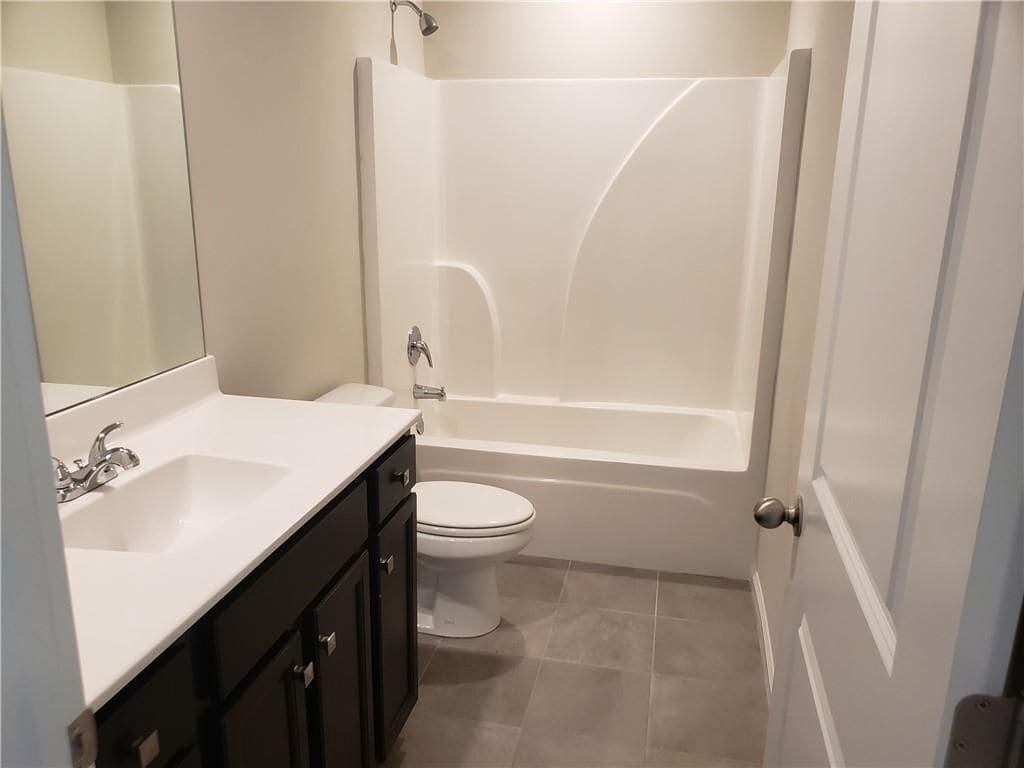 Building Photo - 6056 Fair Winds Cv