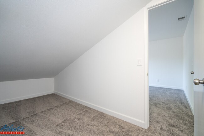 Building Photo - 63 Jacklin Cir