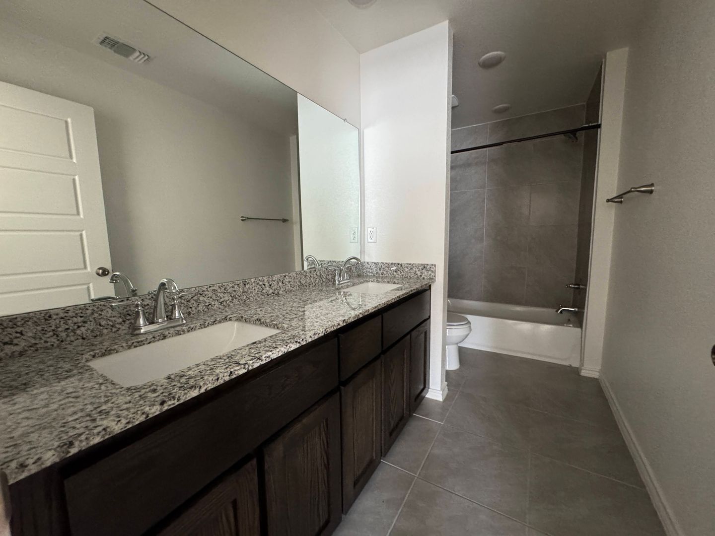 Building Photo - 301 Agua Chiquita Ct