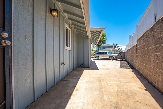 Building Photo - 86 Mo'olu Cir