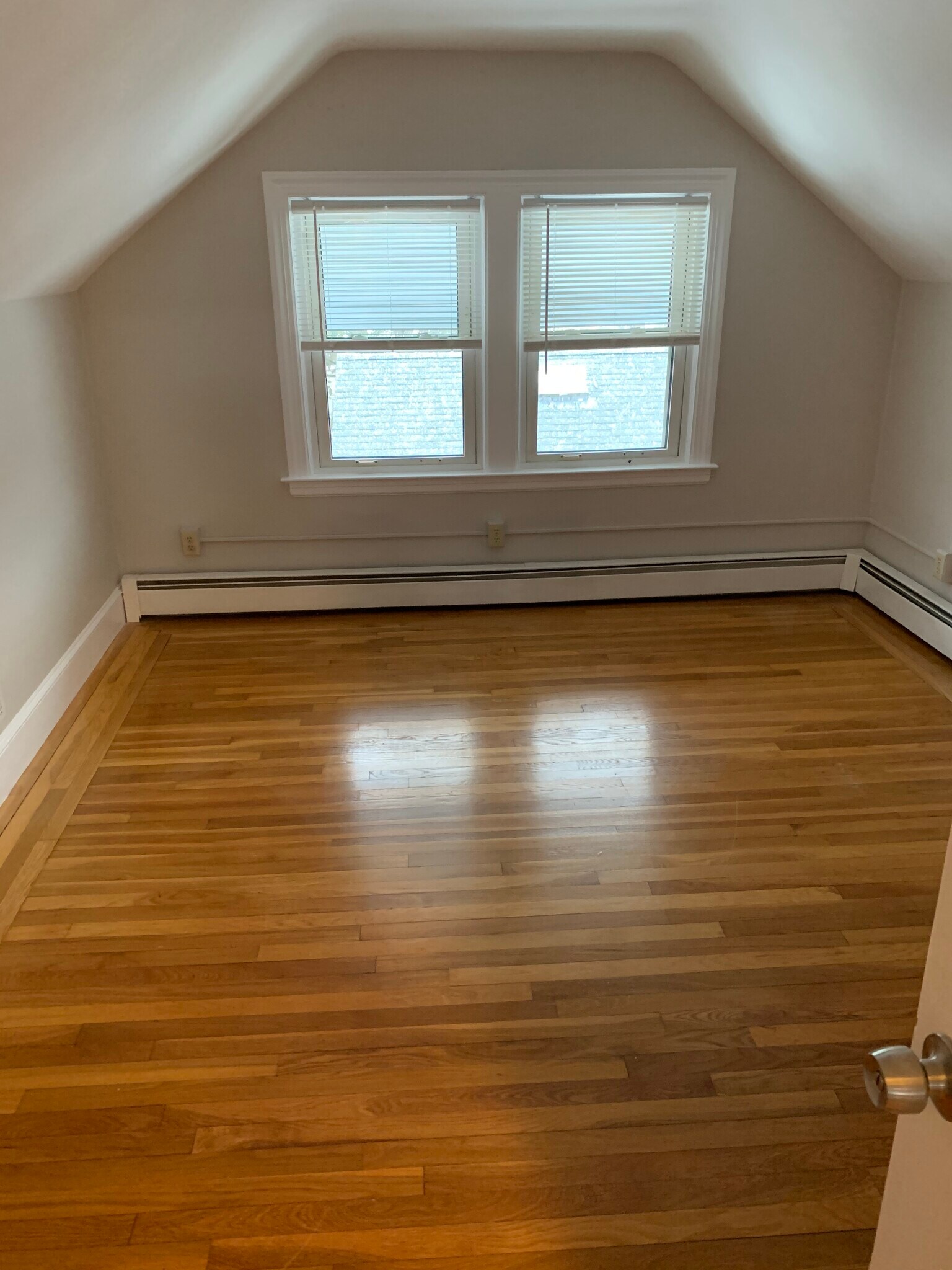 Building Photo - 50 Carteret St