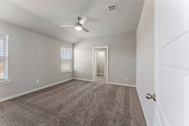 Building Photo - 12722 Basinghall Ln