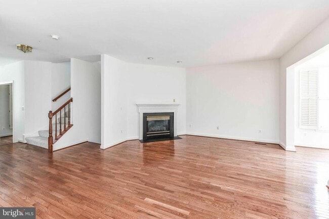 Building Photo - 3105 White Daisy Pl
