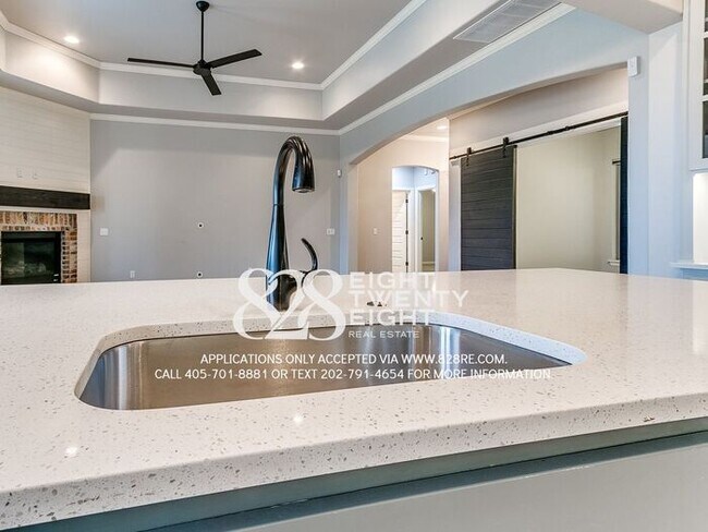 Building Photo - ABSOLUTELY STUNNING 4 BD/3 BATH HOME IN WI...