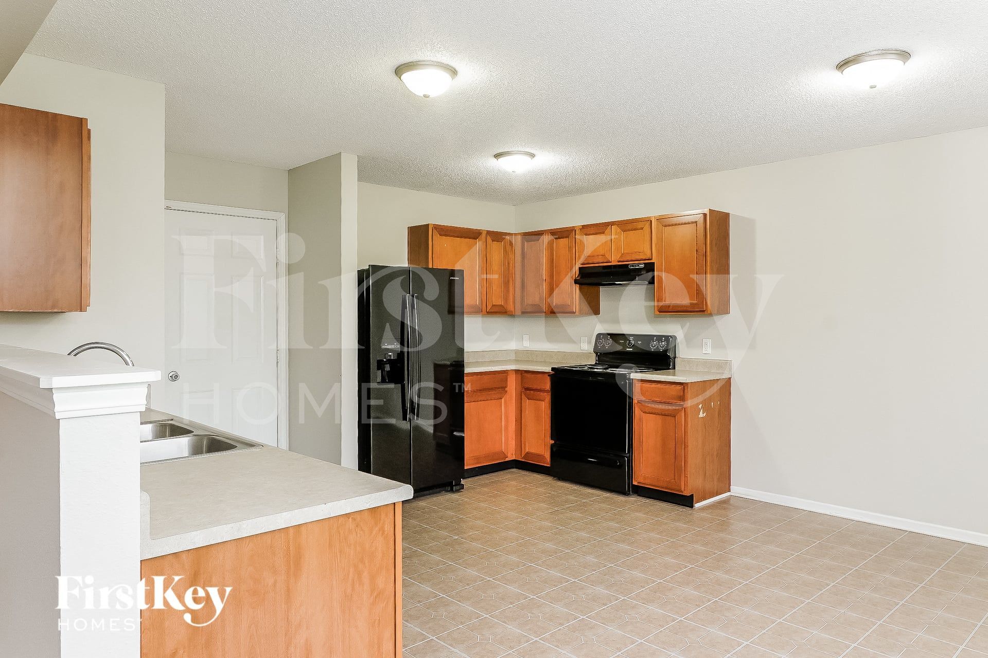 Building Photo - 6140 Monteo Dr