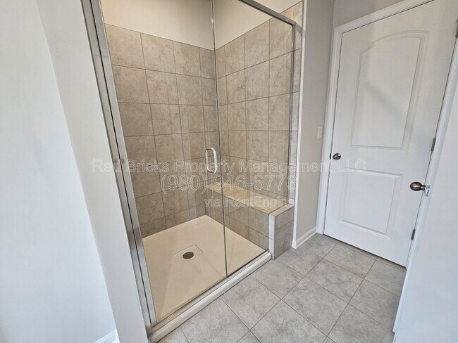 Building Photo - 7828 Nelson Rd