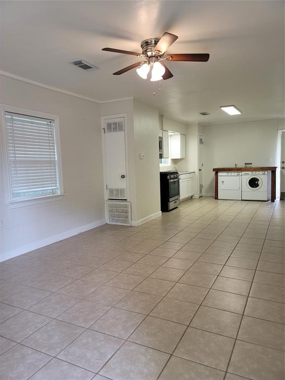 Building Photo - 904 Chote Ave