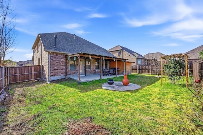 Building Photo - 5460 Blue Quail Dr