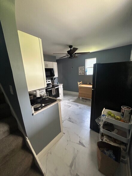 Building Photo - 539 Southwood Ave