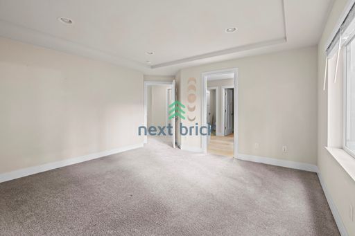 Building Photo - 5 BED & 2.5 BATH SINGLE FAMILY HOUSE FOR RENT