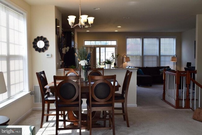 Building Photo - 1135 Carinoso Cir