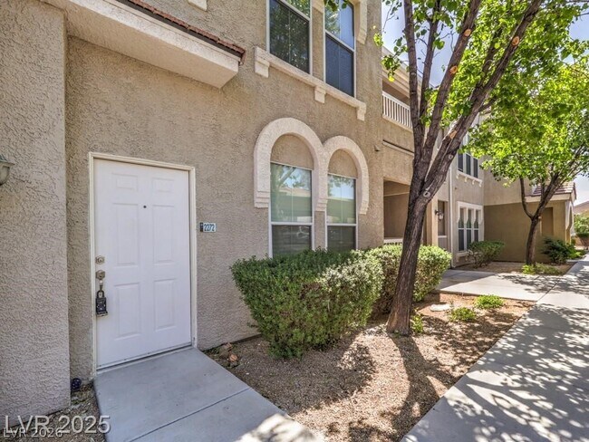 Building Photo - 10001 Peace Way