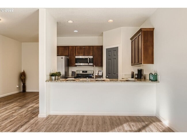 Building Photo - Modern Comfort in a Quiet, Beautiful Neighborhood – 3 Bed, 2.5 Bath Home