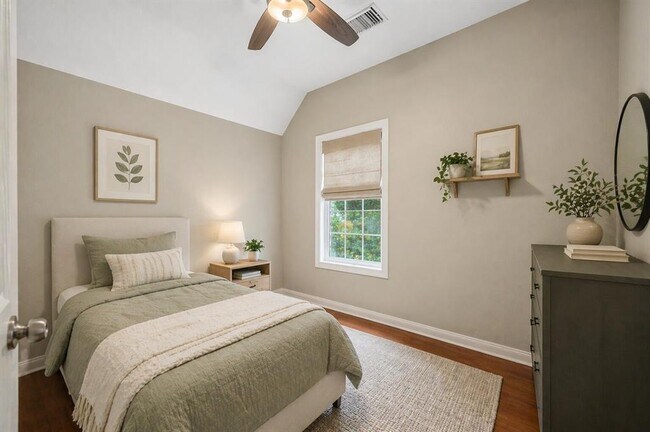 Building Photo - 10900 Sky Rock Dr