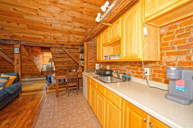 Building Photo - 90 Madison Ave