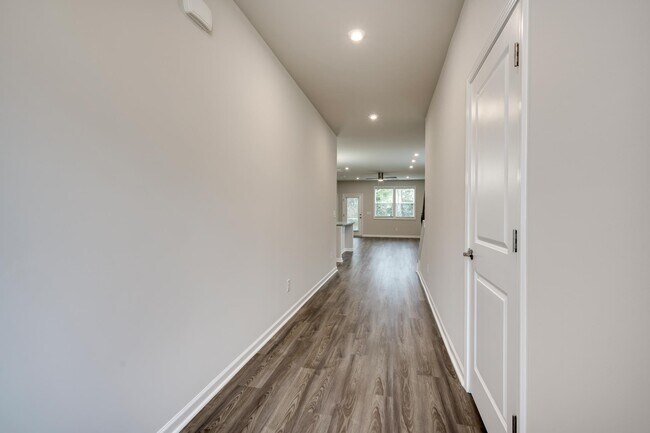 Building Photo - 778 Count Fleet Ct