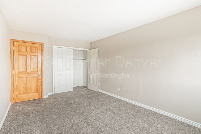 Building Photo - 8756 Chase Dr