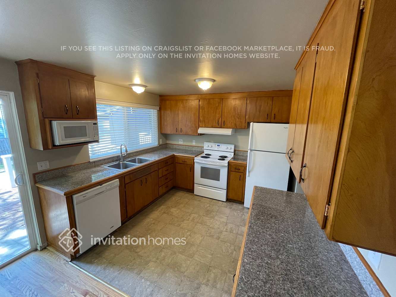 Building Photo - 2155 N 155th St