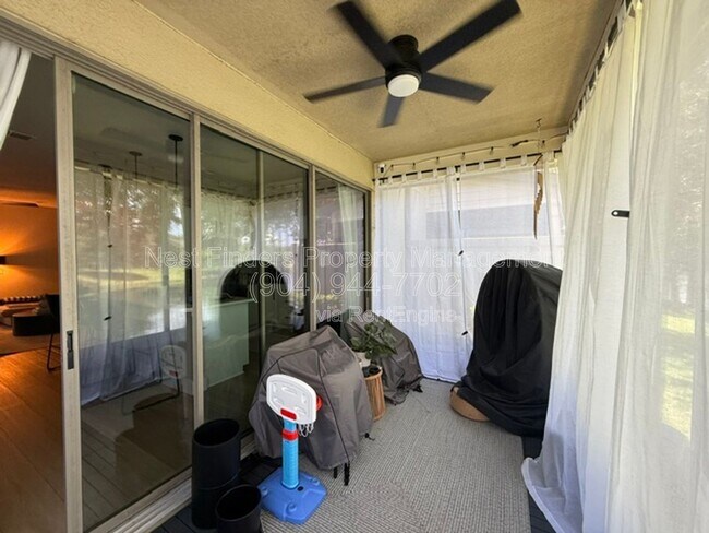 Building Photo - 7039 Beauhaven Ct