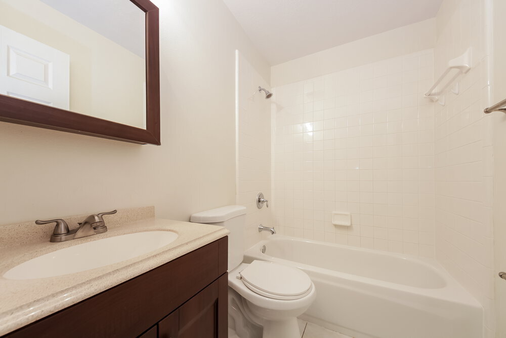 Building Photo - 2556 Coachbridge Ct