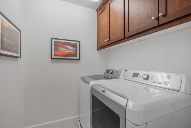 Building Photo - 5 Artisan Way