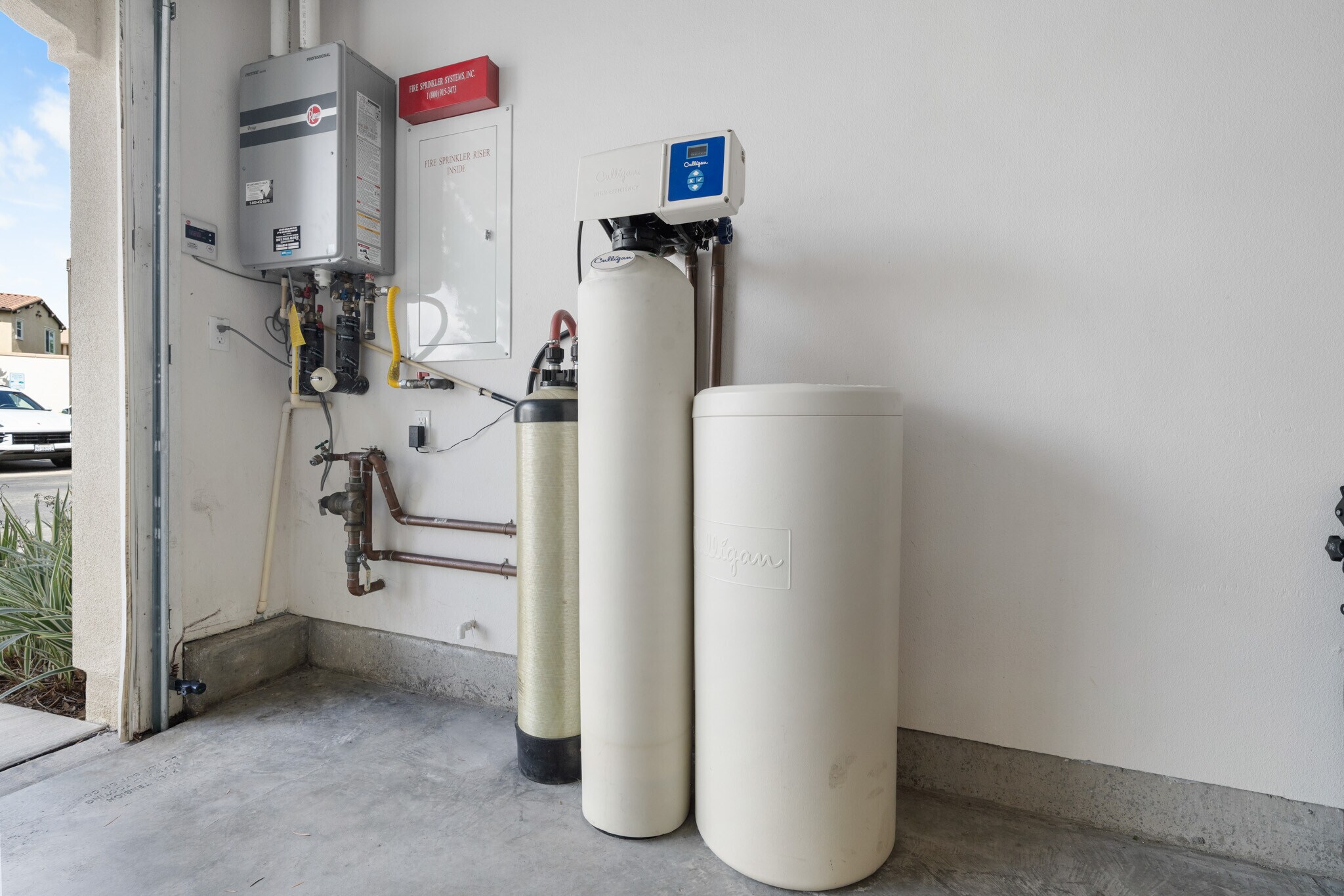 Building Photo - 15026 Olive Ln