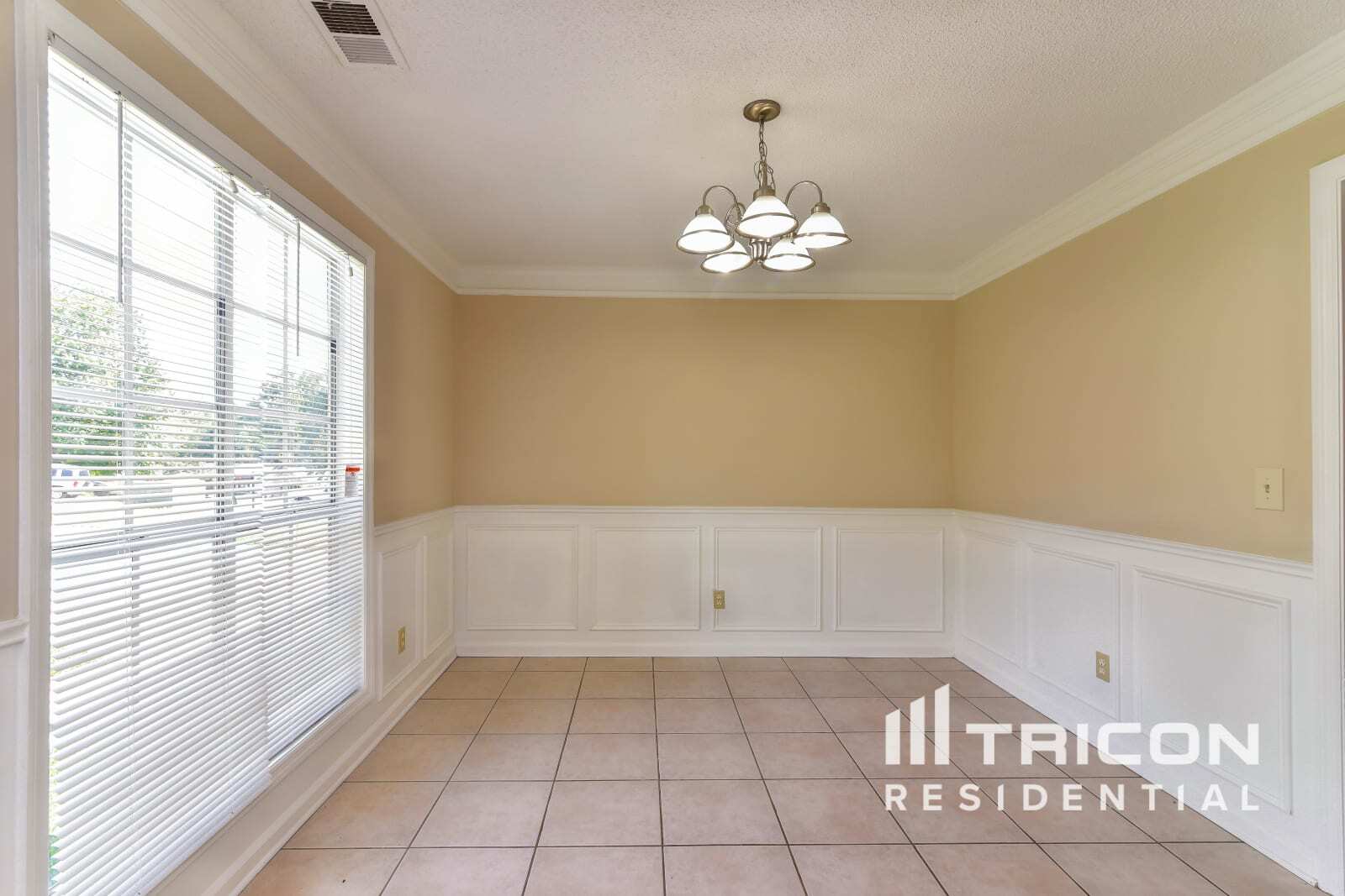 Building Photo - 2131 Boone Pl