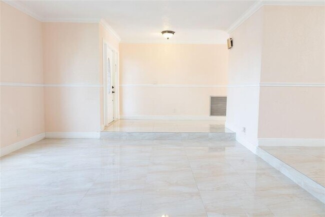 Building Photo - 7480 NW 37th Ct