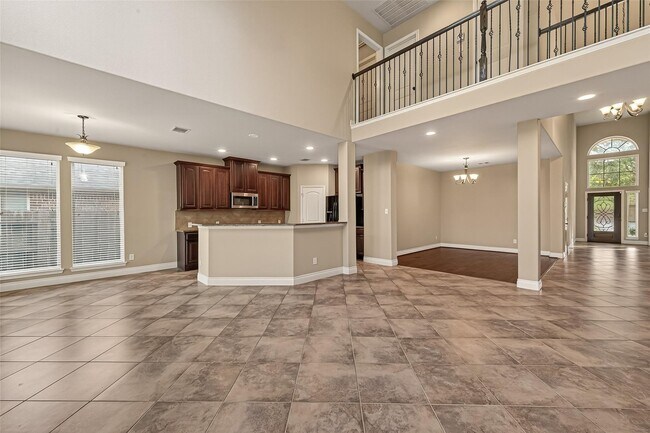 Building Photo - 16810 Whighams Pl